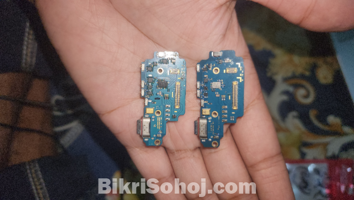 Galaxy S22 ultra charging port